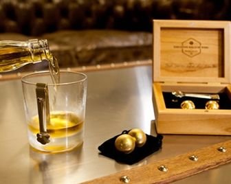 Позолоченные шары для охлаждения виски