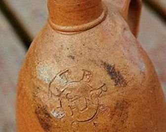 Найдена самая древняя бутылка минеральной воды